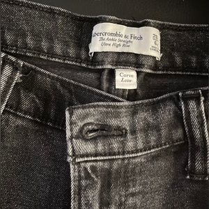 Abercrombie Curve Love Straight Jeans